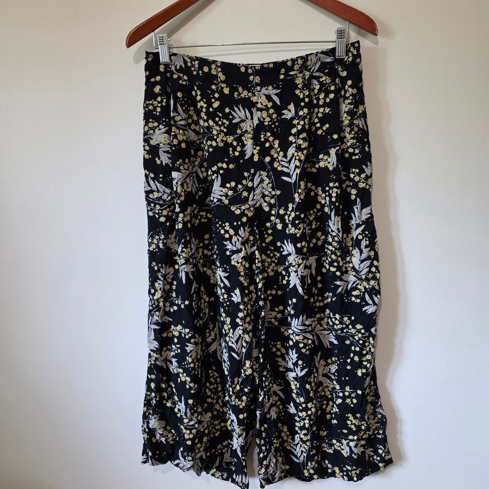 Fat Face Floral Wide Leg Cropped Pants Womens 8 Black Yellow Viscose Culottes